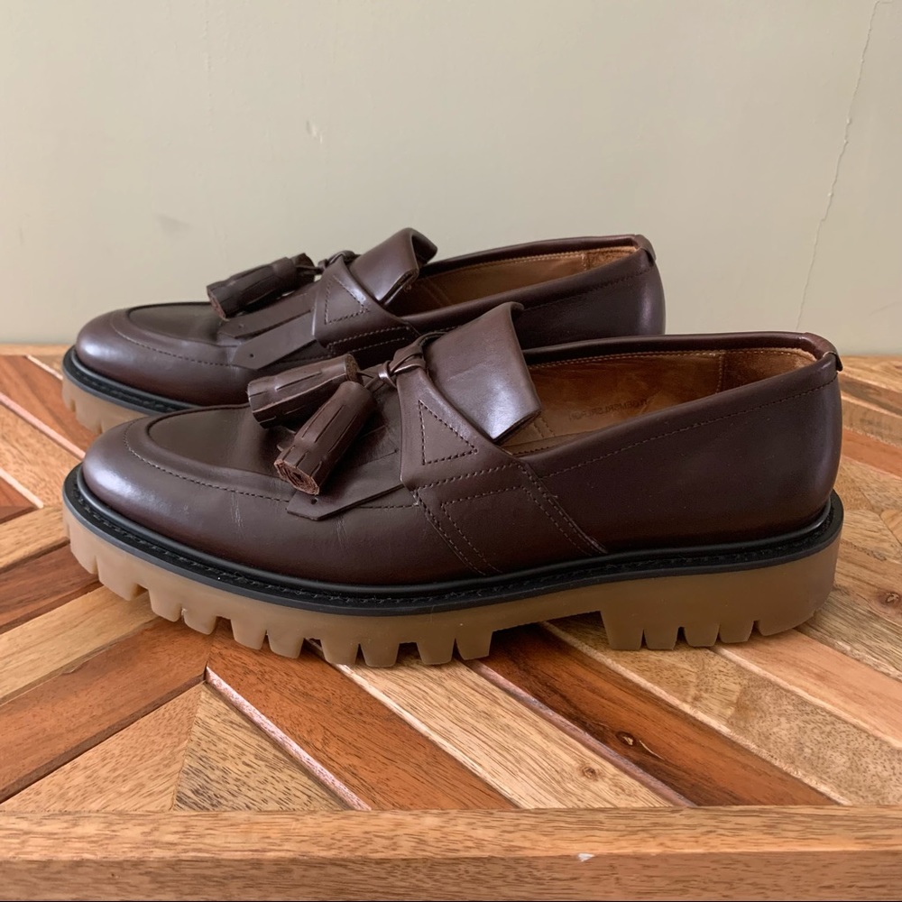Men’s Burberry Tassel loafer w/Lug Sole